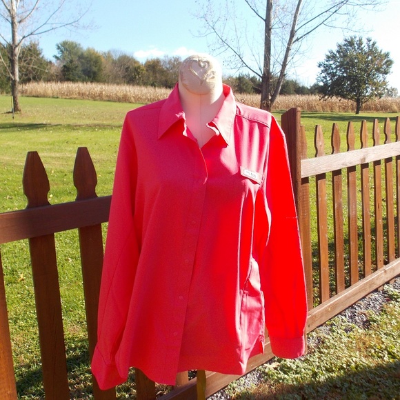 Columbia Tops - Columbia PFG Snap Front Shirt Size Large